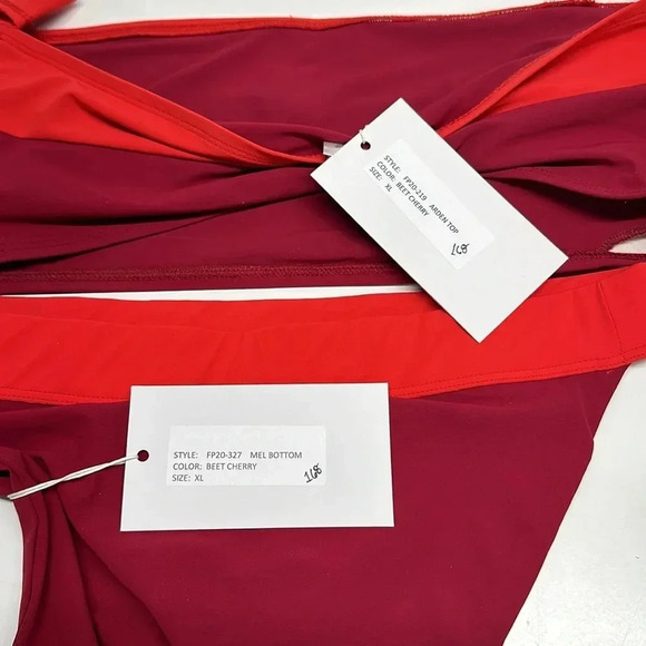 Flagpole NYC Swim Bikini Barley Top Swim Suit in Cherry Red New NWT XL - Picture 5 of 8